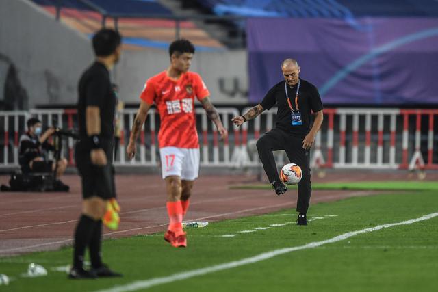黄仁勋担忧华为芯片发布将冲击美国科技地位